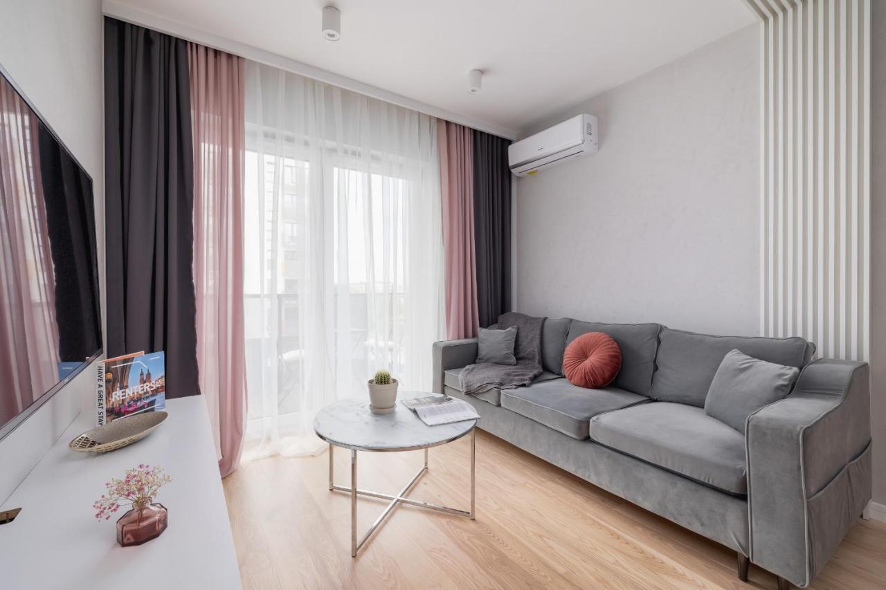 Vetulaniego Apartment With Air Conditioning & Parking By Renters Prestige Kraków Zewnętrze zdjęcie