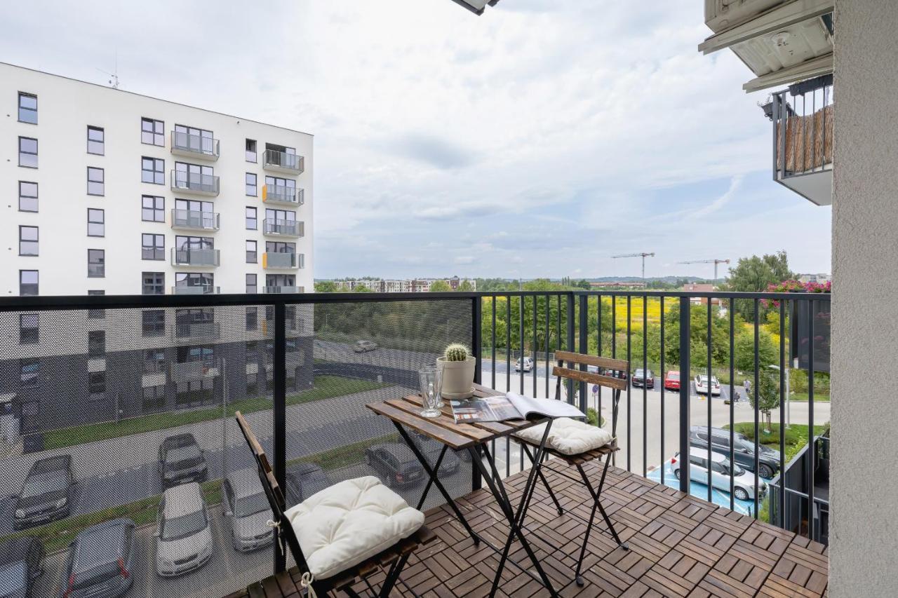 Vetulaniego Apartment With Air Conditioning & Parking By Renters Prestige Kraków Zewnętrze zdjęcie
